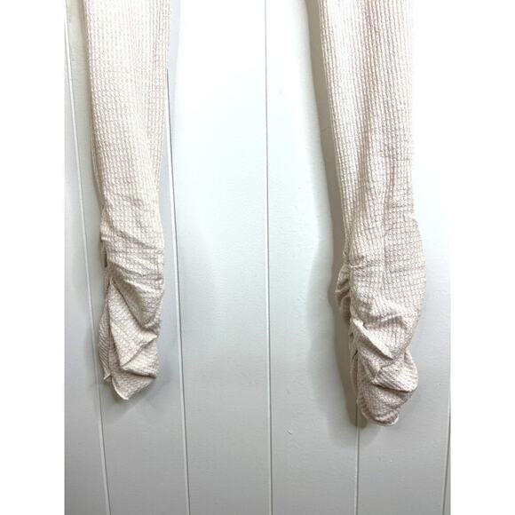 Intimately Free People Pale Pink Waffle Knit Ruched Leggings Size Large - Picture 7 of 8